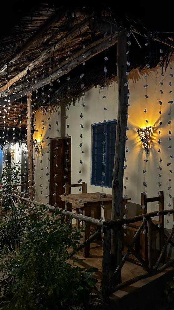Stonefish Inn Jambiani Джамбіані Екстер'єр фото
